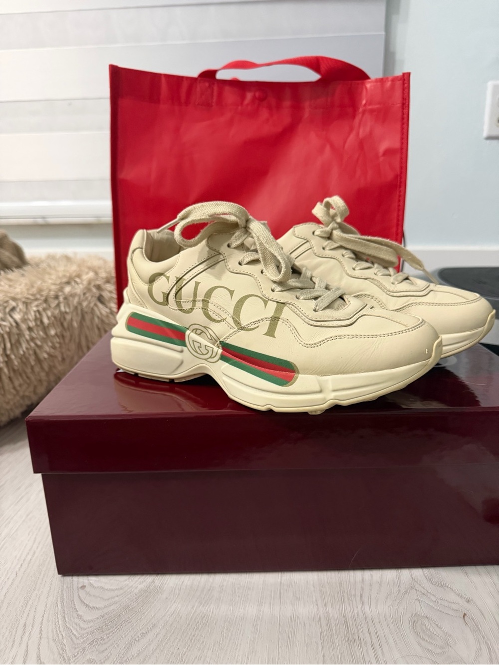 Gucci Cream Leather Chunky Sneakers with Red & Green Stripe